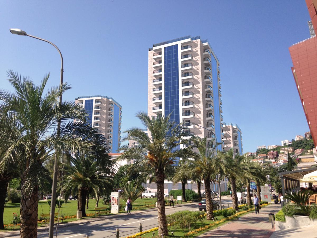Luxury Seaside Aparthotel Budva
